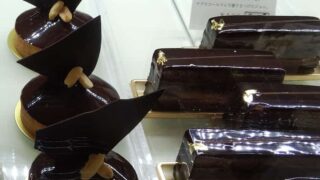 セボーエボンのチョコレートケーキ
